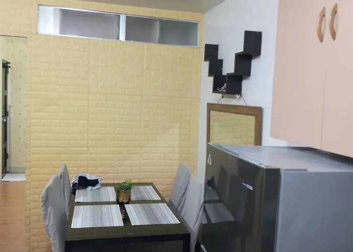 Cozy 2br Deca Homes, Near Airport, Sm Jmall, Sm Cebu & Parkmall Aparthotel